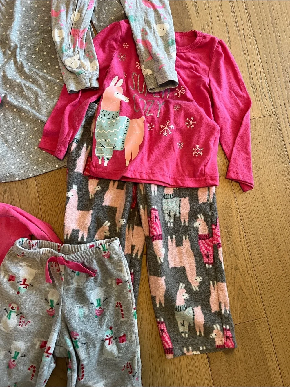 Size 2 girls pajamas set.